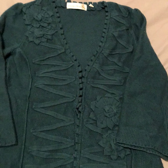 Charlie and Robin sweater - s - Picture 2 of 4